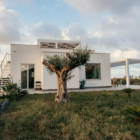 Martina's Vineyard - Pensionat 3*